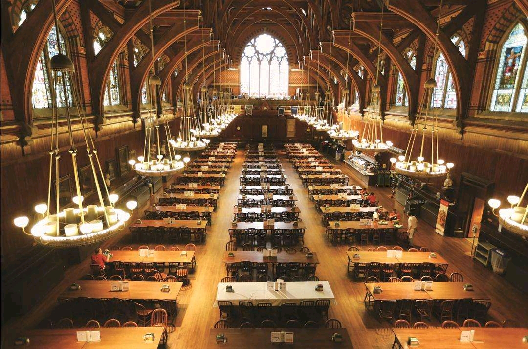 哈佛大学的图书馆(图片源于网络)