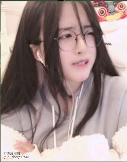 王菠萝天生就是表情包!第一期!