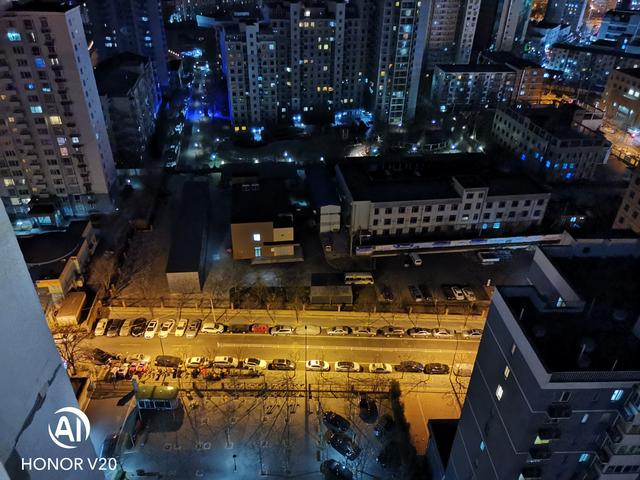 25层楼高拍摄(未开启超级夜景)1200万像素