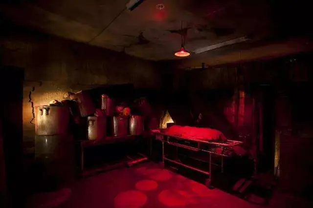 世界最大最恐怖的鬼屋，日本“战栗迷宫”，进场还得签“生死状”