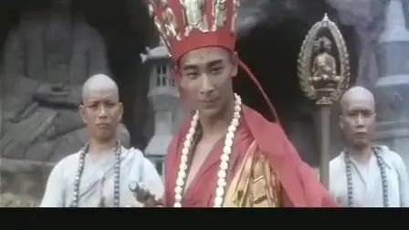 灵佑禅师知道后,就当着法海的面打坐,念念有词,大概意思是," 老僧在