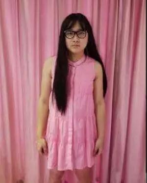 昨晚上玉米女装直播的事情,应该说是魔兽圈的大事件了,很多的网友都