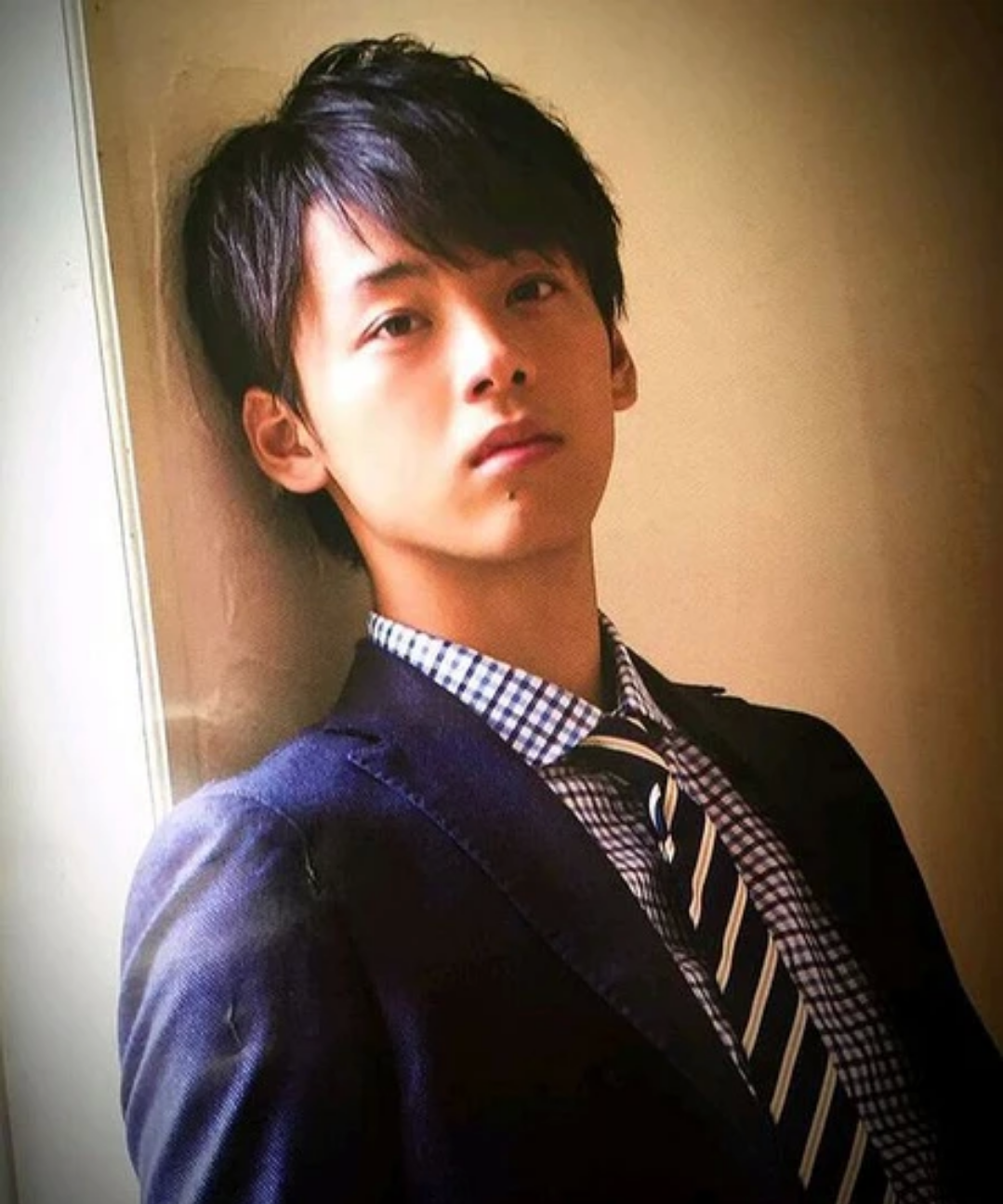 盘点那些因出演假面骑士而爆火的男演员们三