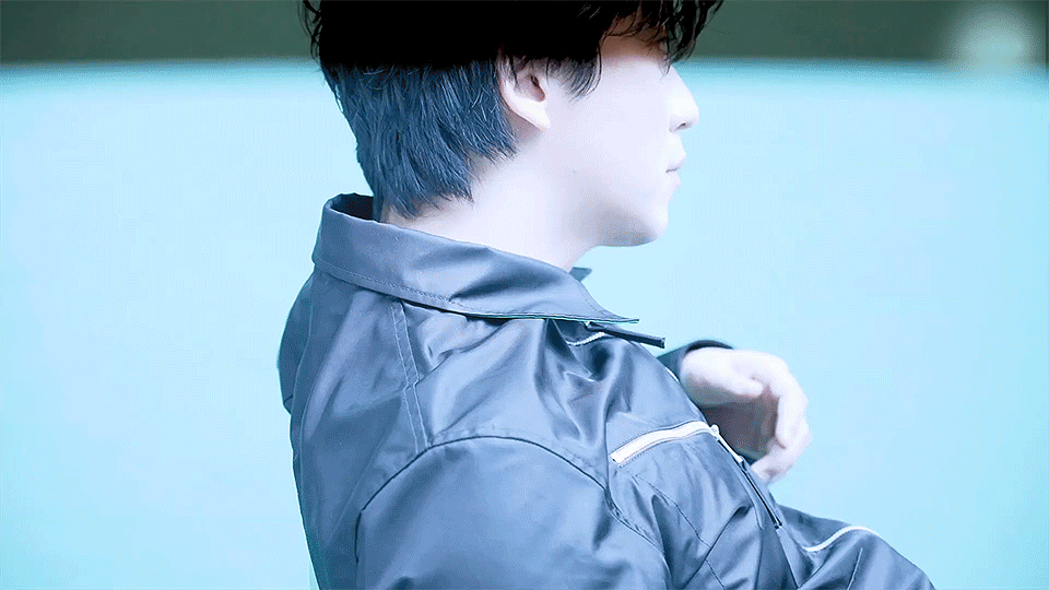 金南佶 singles 画报 6月刊 又欲又帅的gif福利