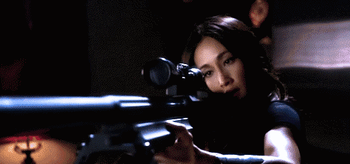 美,越混血,之后曾在香港发展的绝色尤物李美琪(maggie q),凭借这部