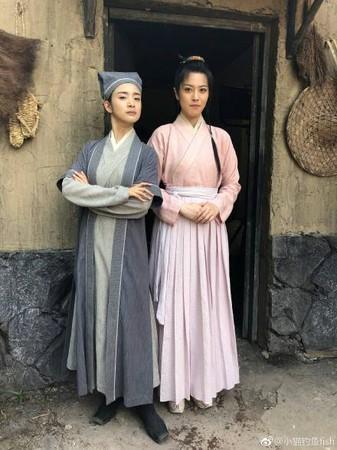 邢恩剧中一度换穿女装,揭晓真实身份.