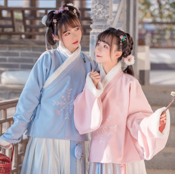 圆脸唐风汉服穿搭,圆脸适合的汉服发型