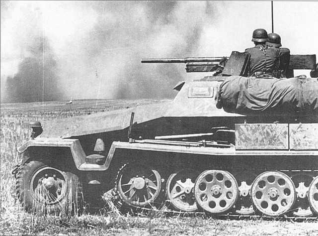 kfz 251半履带轻型装甲车族几乎参与了德军在二战中的每一次作战行动
