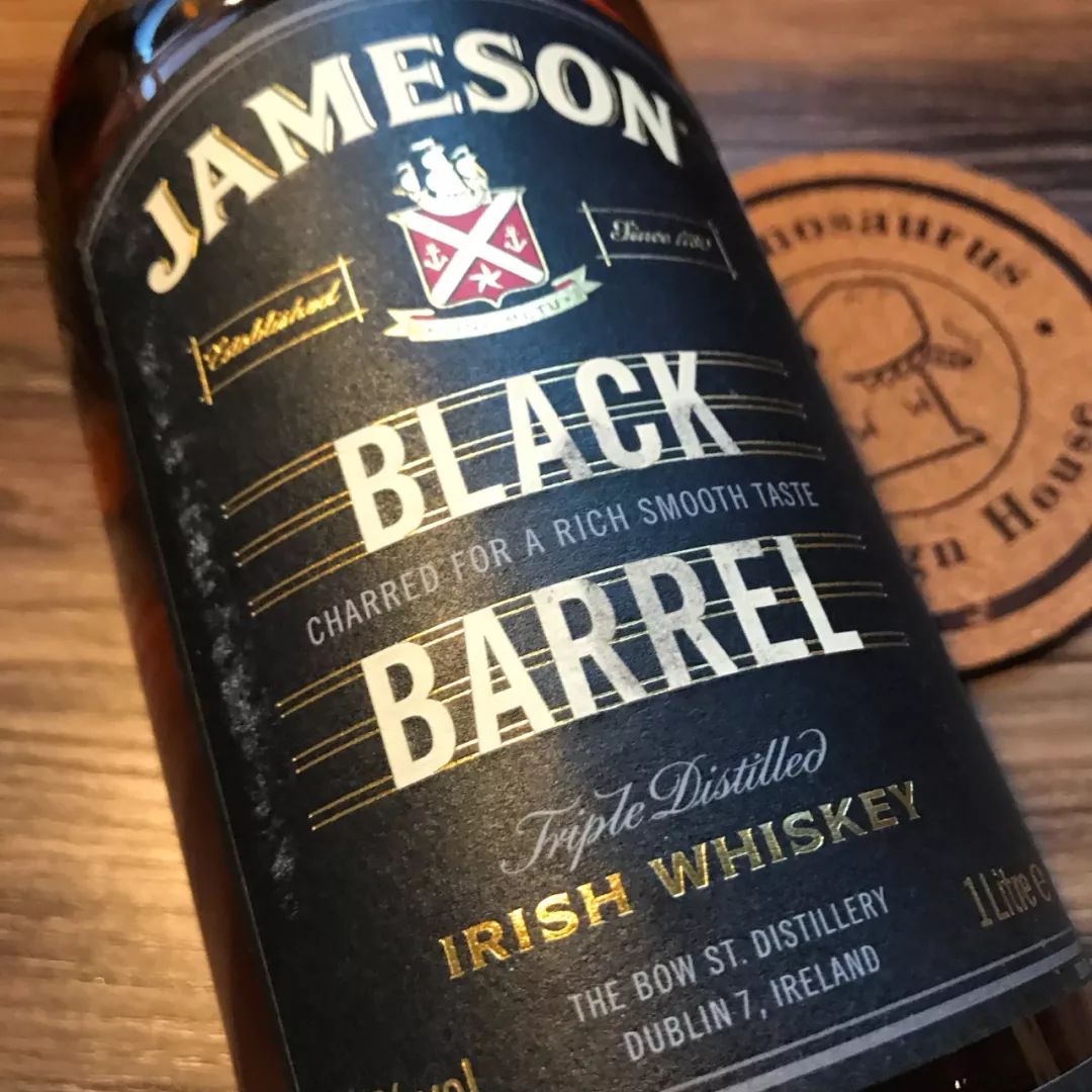 焦桶风味的三次蒸馏威士忌 | 尊美醇 jameson black barrel irish