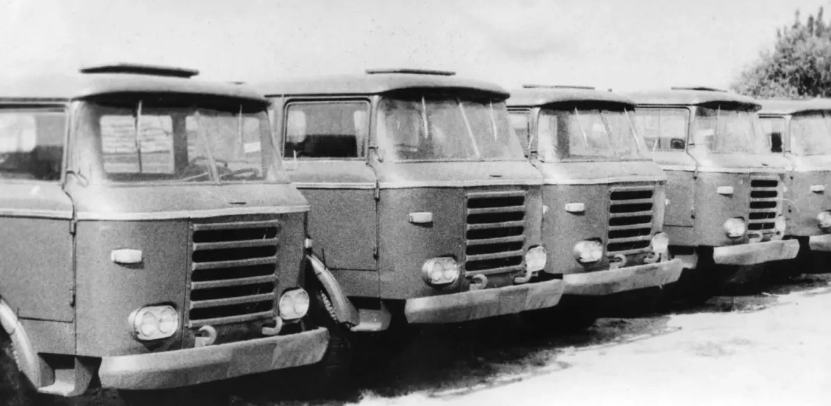 九十年代售价240万人民币的豪华大巴——凯斯鲍尔