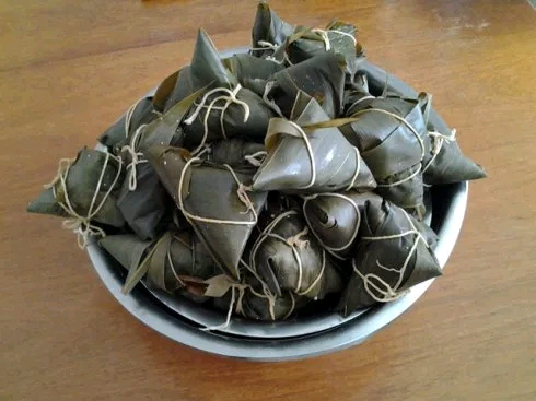 端午节包粽子怎么做 27e6e9a8523e5fc1a942d63576097e8995205b1b.jpg