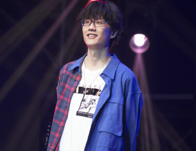 许嵩的 如果当时 翻红,这首歌到底好听在哪儿