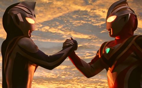 最后,奥特曼在夕阳下握手,很岗东(感动)