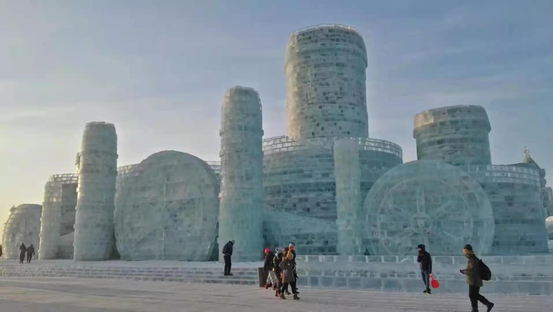 哈尔滨,一定要去看次冰雪大世界,视觉效果非常震撼!