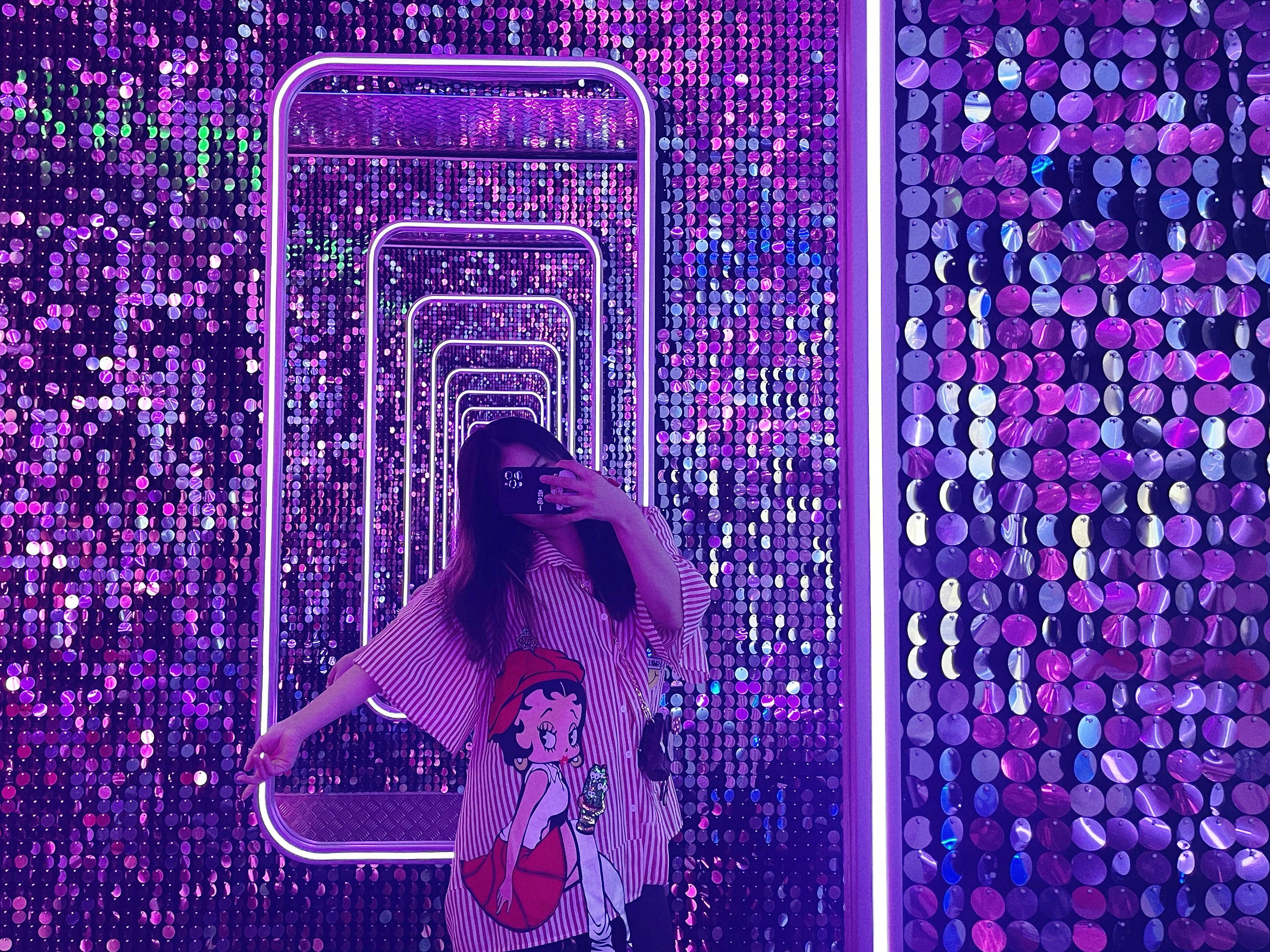 歌手叶莺带你一起尽情领略来自gucci 的时尚色彩【gucci上海大秀】