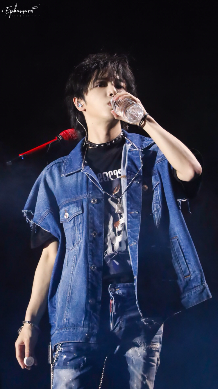 华晨宇|花花好看的图片