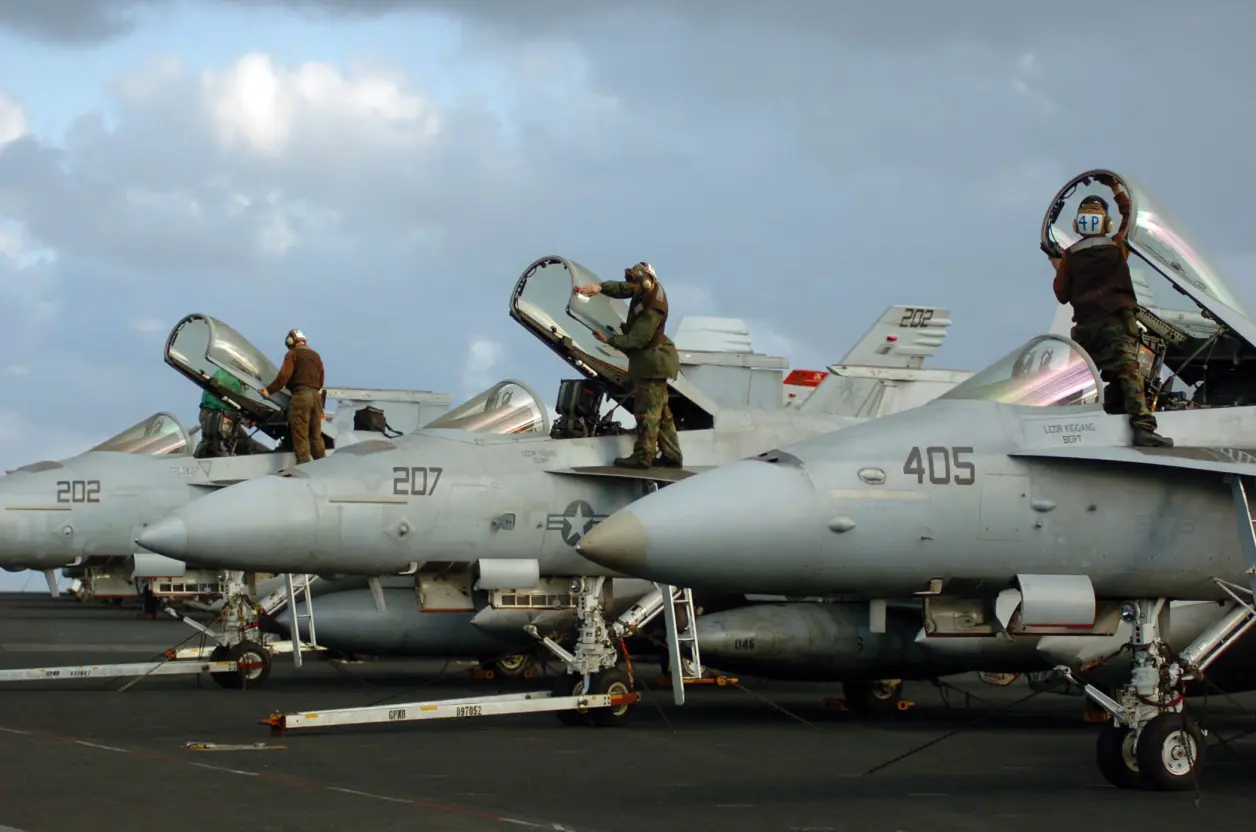 现代美国海军航空母舰空中作战 Modern United States Navy carrier air operations(图14) 现代美国海军航空母舰空中作战 Modern United States Navy carrier air operations(图14)