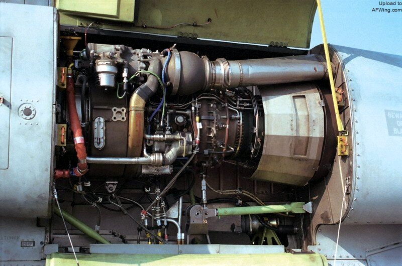 t700系列发动机称为"黑鹰"阿帕奇"超级眼镜蛇"直升机的通用动力