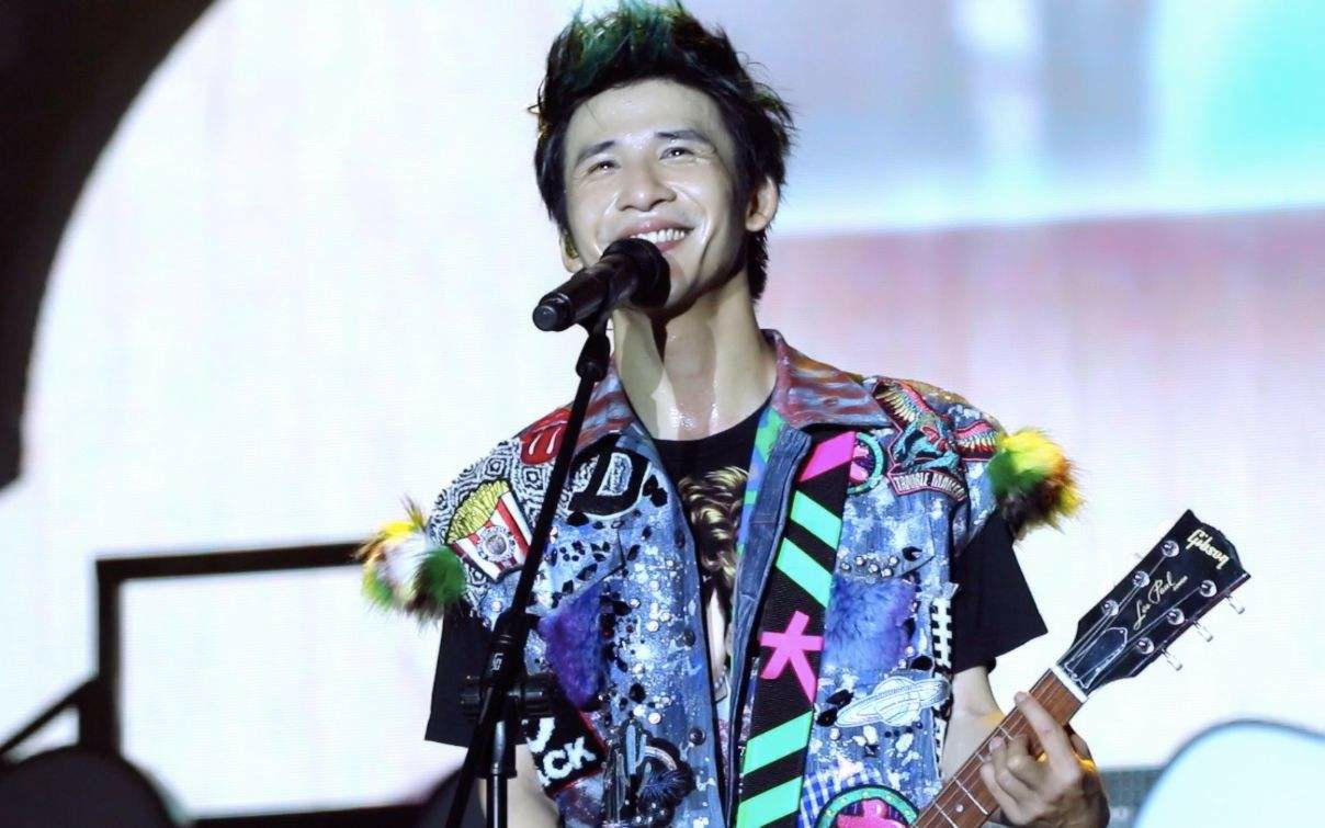 大张伟-你从这首歌里听不到音乐,但你能听到钱声