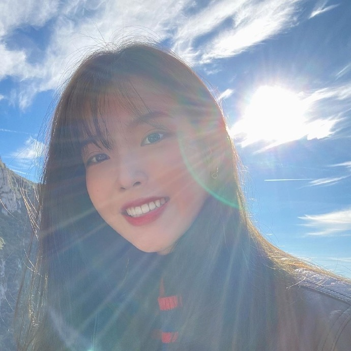 iu李知恩近期ins,酷酷的邻居女孩李知恩的家庭旅行!