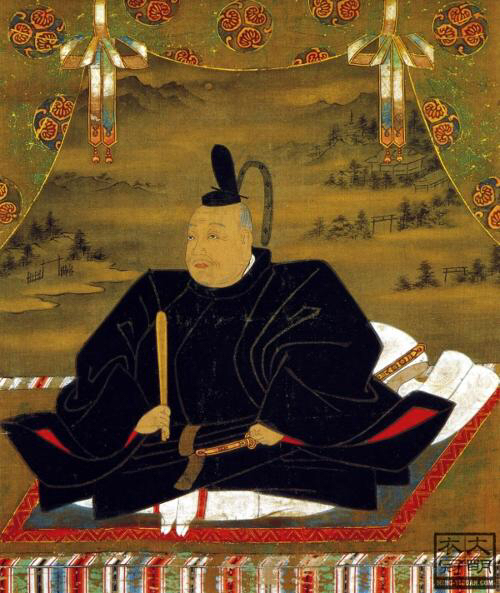 天皇虽然不再穷困潦倒,但是却还是事事要看幕府将军德川家的颜色