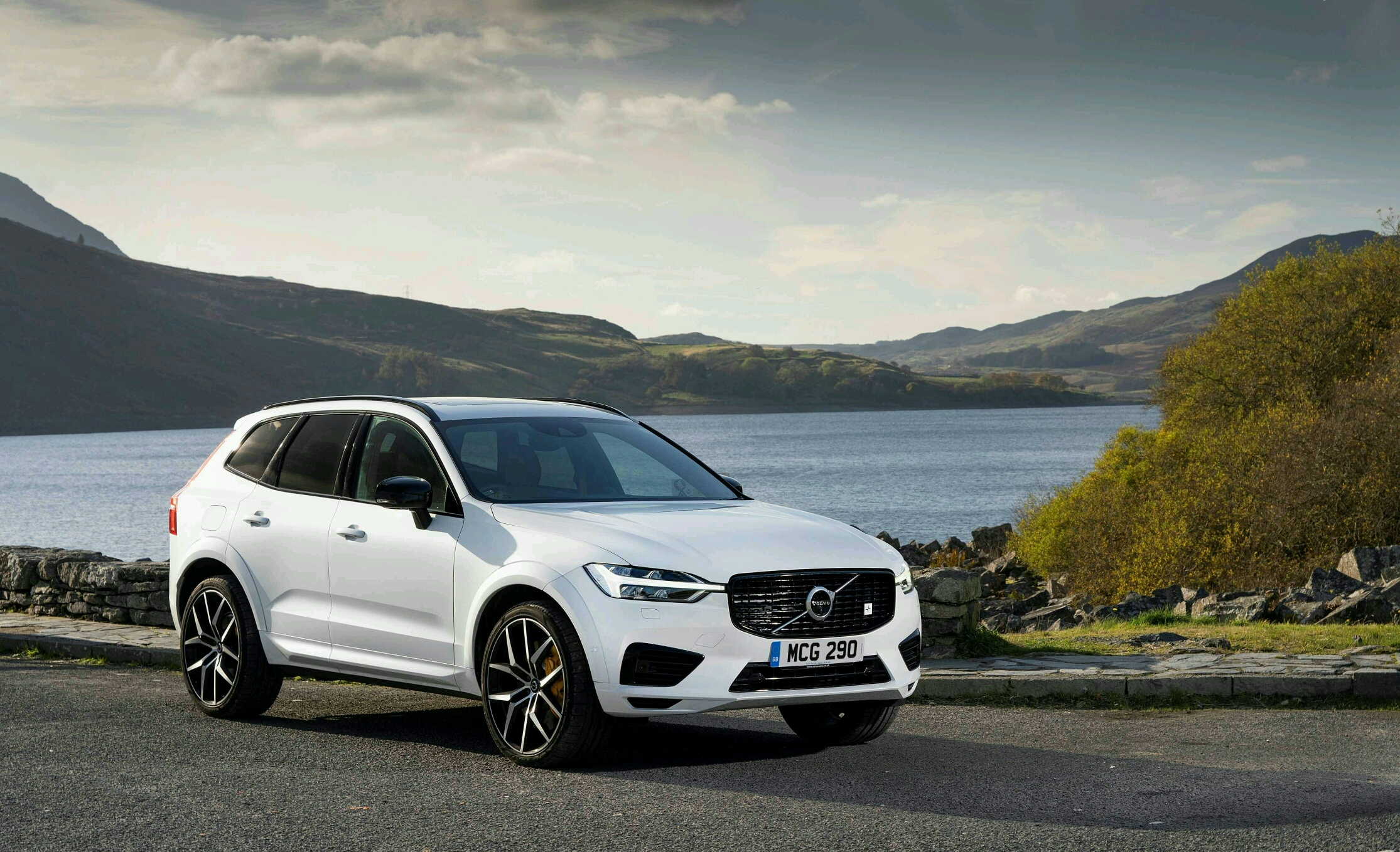 沃尔沃 xc60 t8 polestar