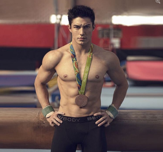 「阳光笑容  结实肌肉」26岁巴西体操男孩arthur nory