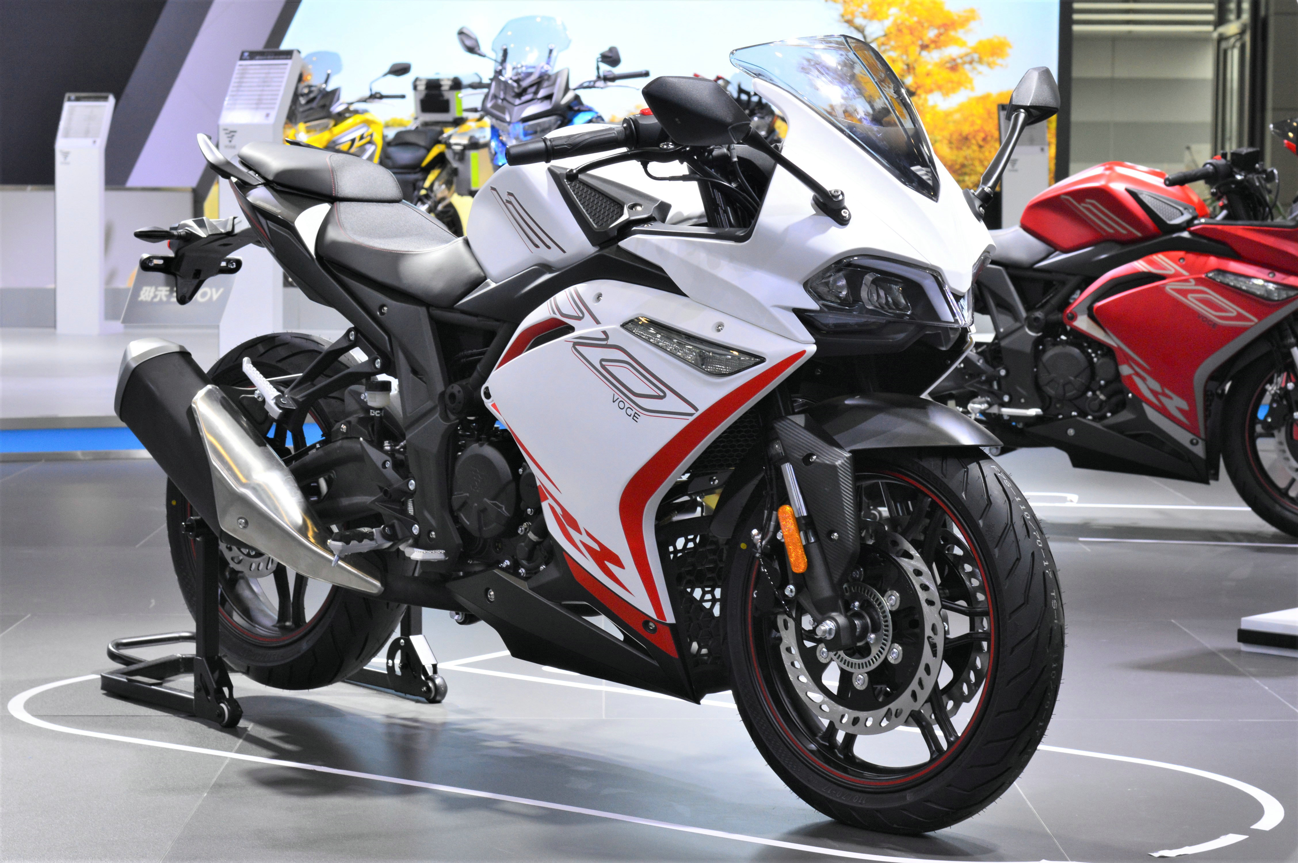 无极300rr