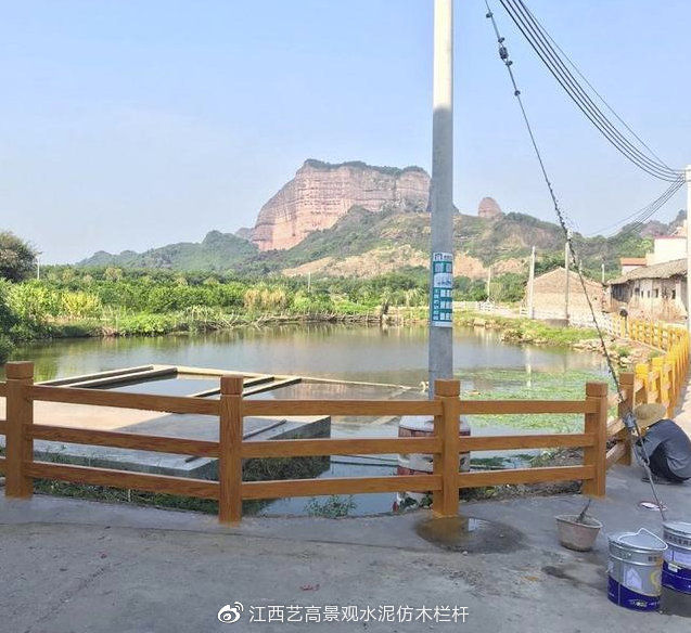 广西景区栏杆——三横梁水泥仿木栏杆图