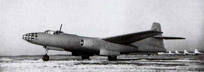 苏维埃"小猎犬"(上),伊尔-28轻型轰炸机