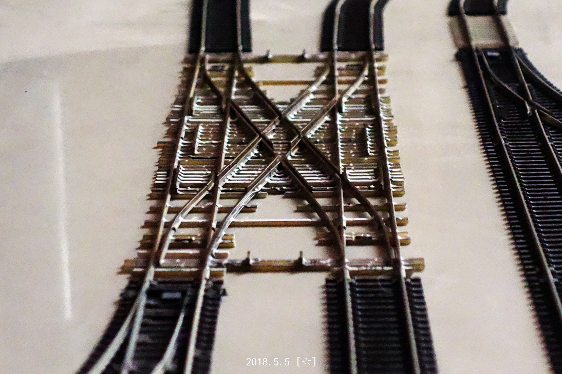 [火车模型]diy整体式交叉渡线的制作