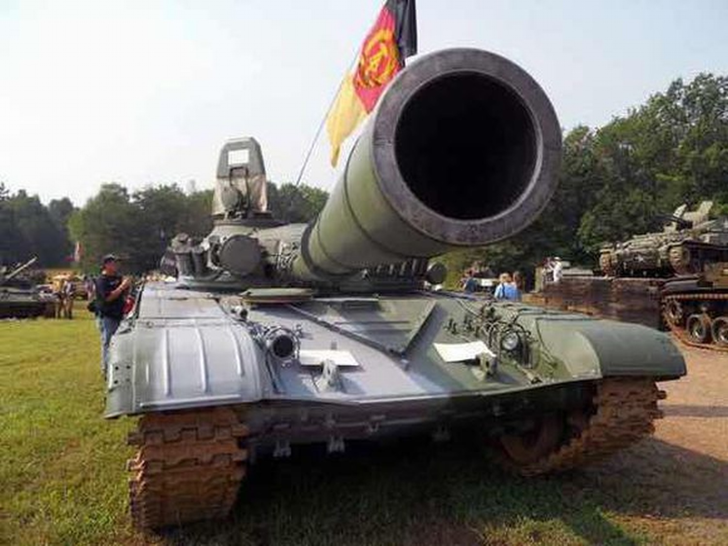 最后的东德男儿铁骑—t72m1(kpz72)主战坦克