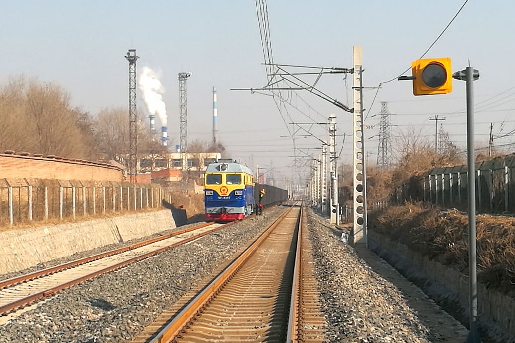 9102年,辛泰铁路南仇站初探索