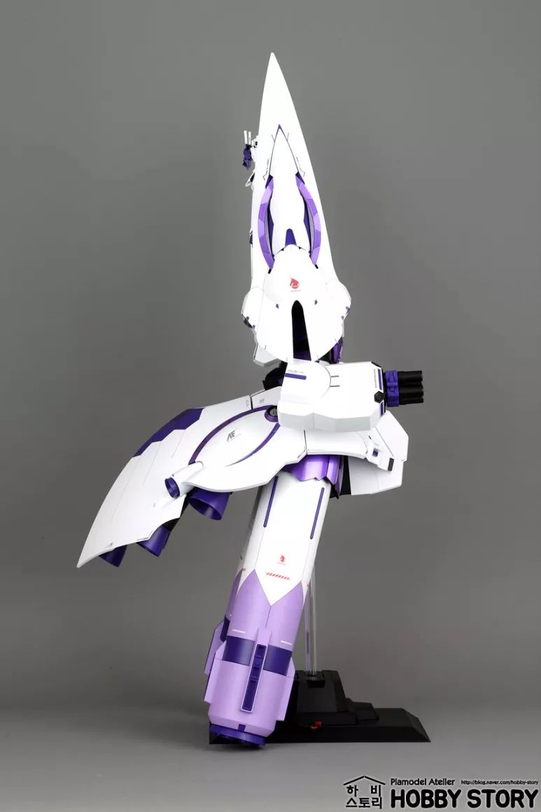 新吉翁号 弗利萨样式-高达模型欣赏