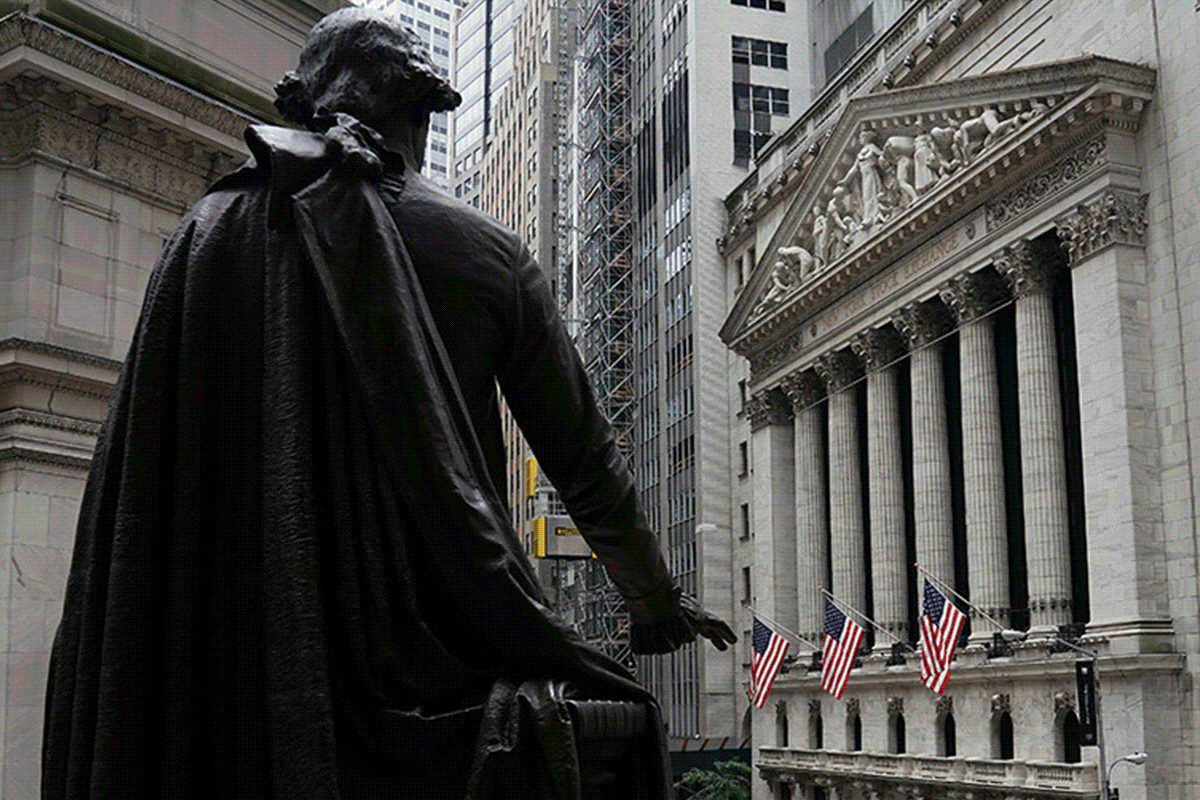 为了避开人流我是上午10点去的 这里的风景和帝国大厦决然不同 在这