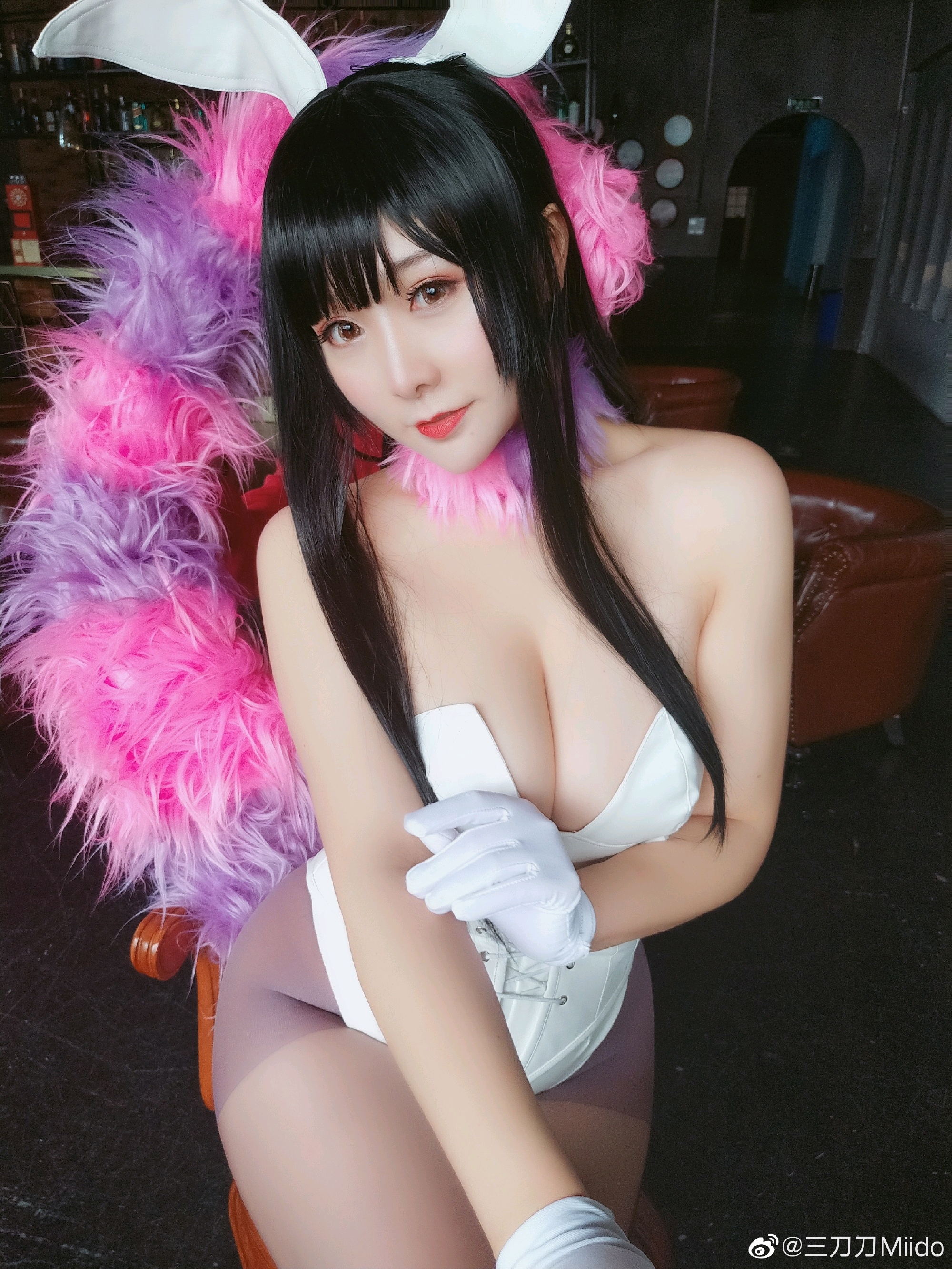 美到爆炸的恶魔姐姐