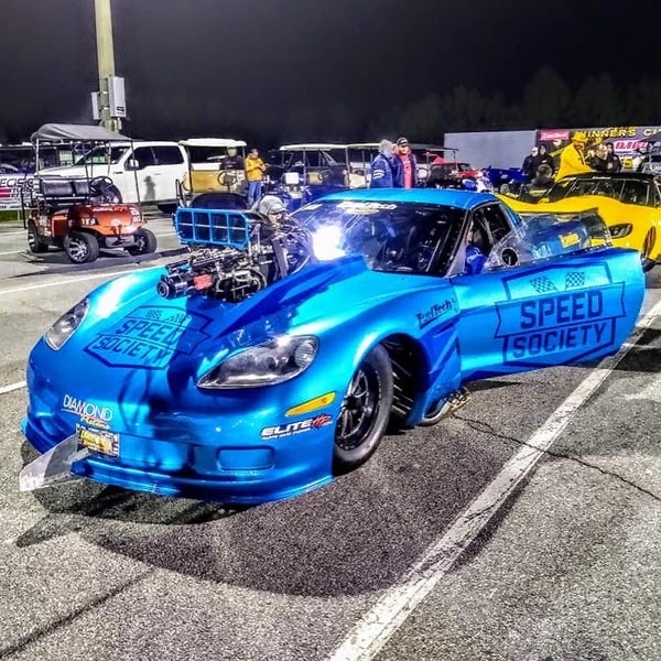 121风火轮hotwheels雪弗兰克尔维特z06直线加速赛车alexlaughlin版