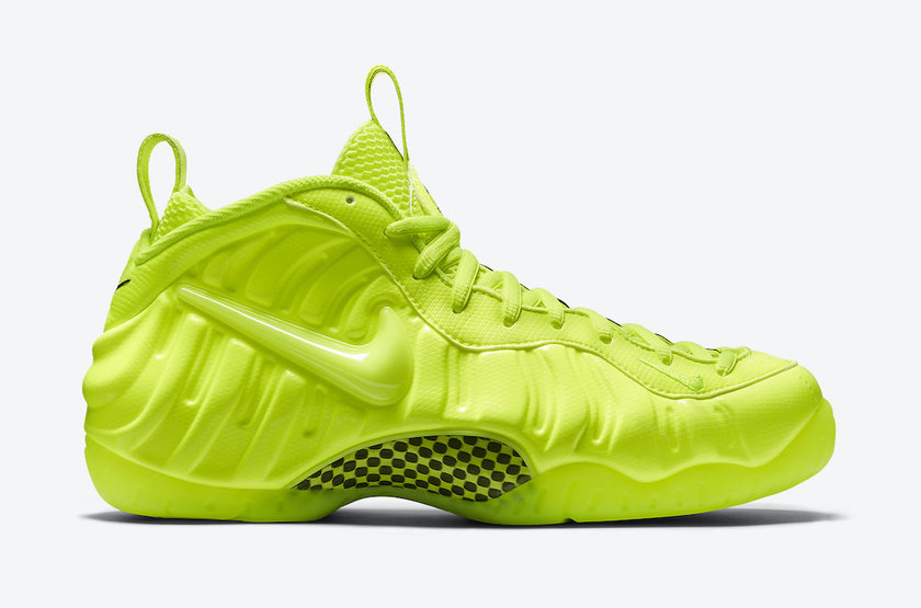 超抢眼!荧光绿泡 nike air foamposite pro"volt 时隔 7 年回归!