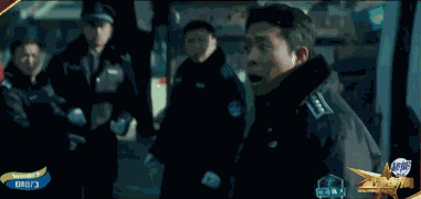 六爷为何帮助小贩对付城管?——评《老炮儿》