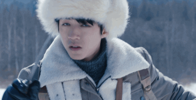 王俊凯新剧杀青先来一波路透照最后一张水戏照很撩人