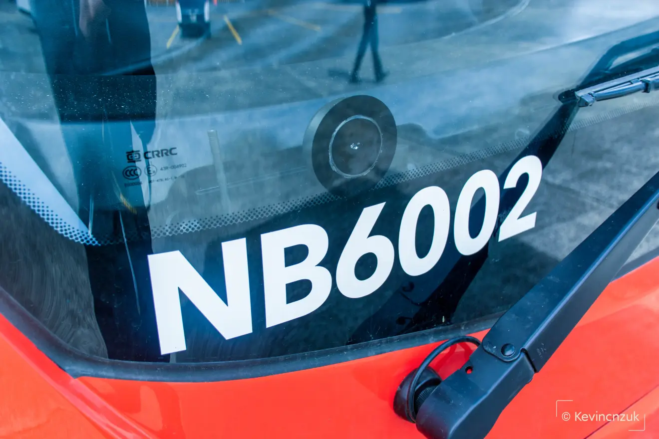 nb6002 nhz672 crrc es12 max 摄于nz bus swanson depot