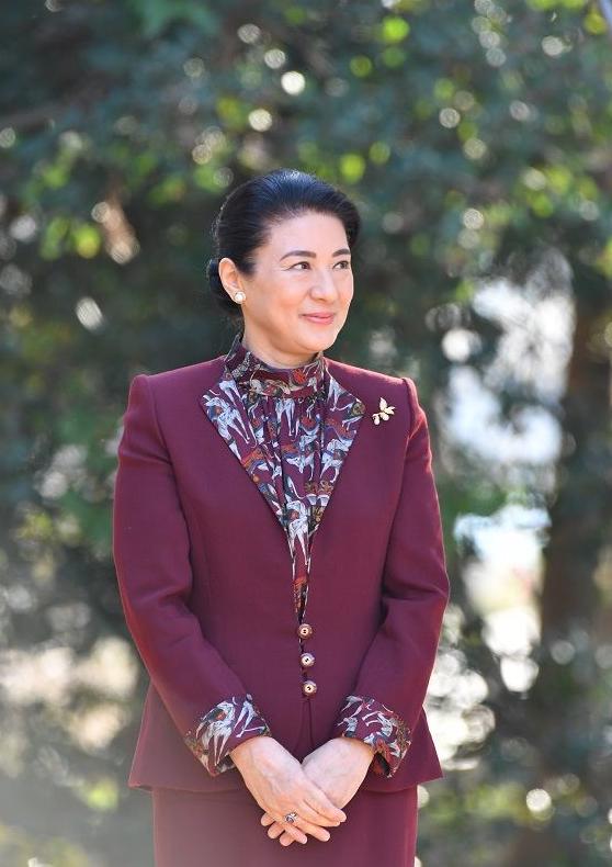 今年五月将成为日本新皇后的 雅子皇太子妃,迎来了她 "疗养"的第16个