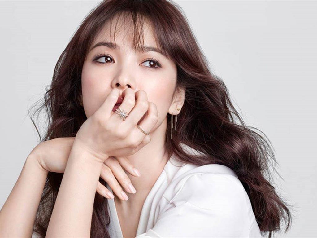 韩国最美女星榜单,孙艺珍入榜,第一名纯天然