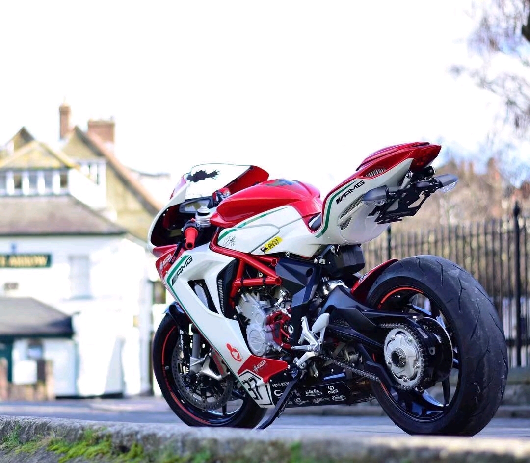 mv agusta 奥古斯塔
