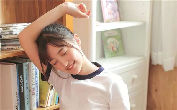 女朋友生气了怎么发信息哄她开心 3c8b0866dd5ad2a393304a7fafd91eaf00a85178.jpg