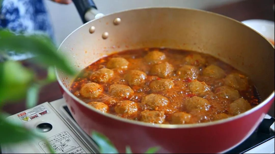 川味麻辣水煮牛肉丸真是米饭终结者呀做起来一点也不难