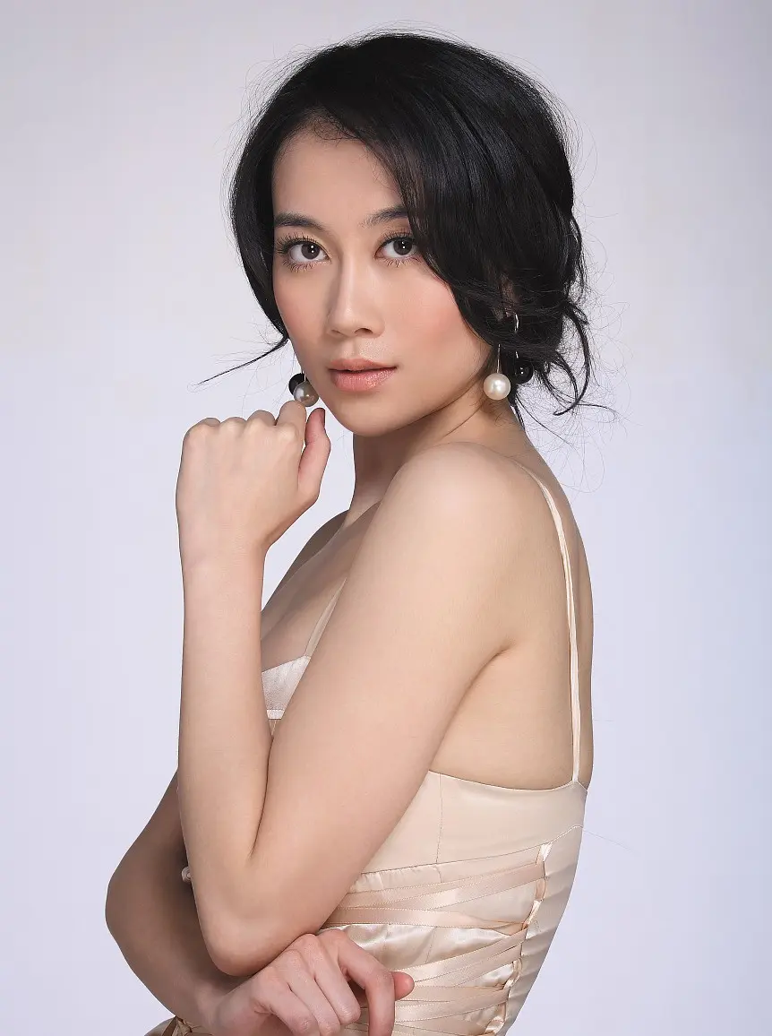 便如此，在影视剧作品中欣赏温峥嵘的演技，也不得不称之为是一种享受。