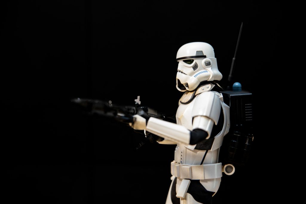 白盔白甲小炮灰:hot toys 星球大战杰达巡逻冲锋队 1