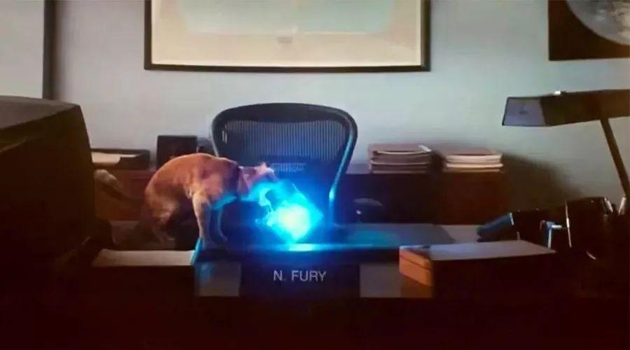 宇宙魔方的惊天流浪史:创造惊奇队长、贯穿《复仇者联盟》!