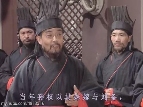 第一任司马懿的扮演者唐振环来自湖北话剧团,在80年代出演过不少古装